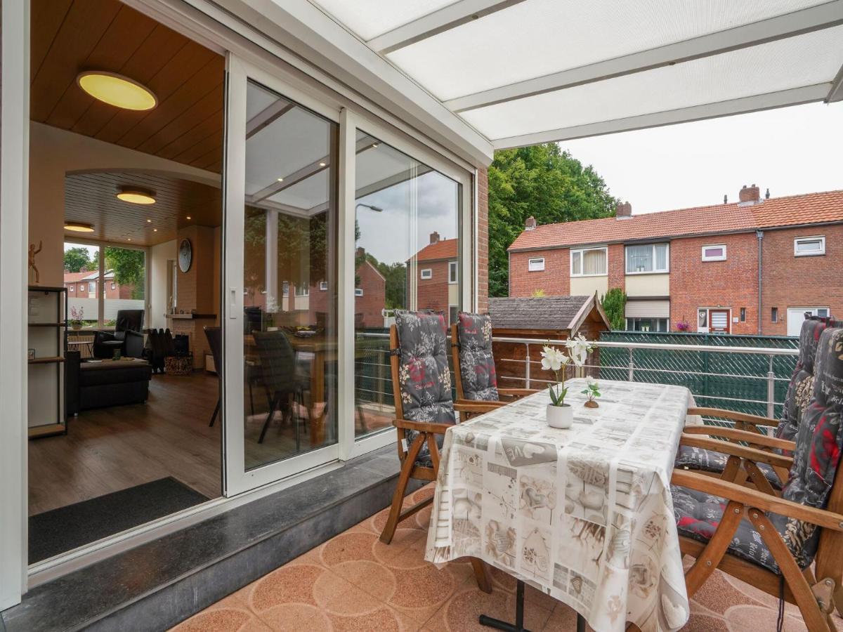 Terraced House In Kerkrade With A Garden Villa Eksteriør billede