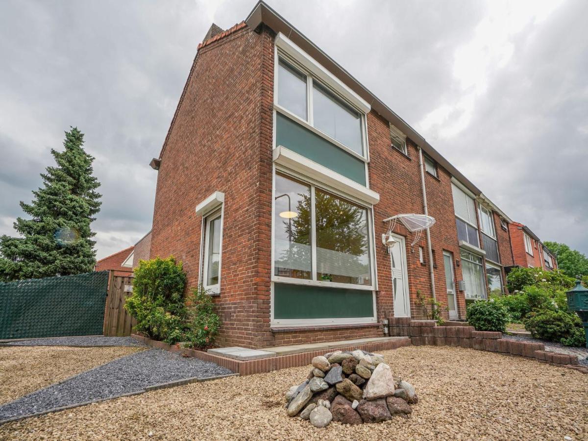 Terraced House In Kerkrade With A Garden Villa Eksteriør billede