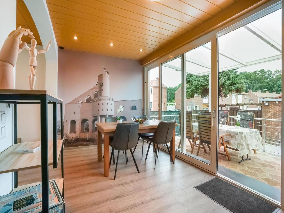 Terraced House In Kerkrade With A Garden Villa Eksteriør billede