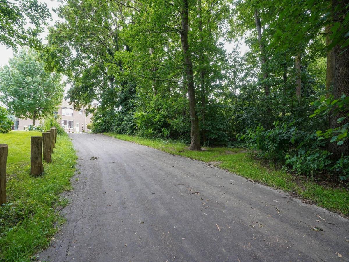 Terraced House In Kerkrade With A Garden Villa Eksteriør billede